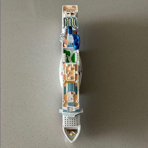 Norwegian Joy Cruise Ship Model - Picture 3 of 6